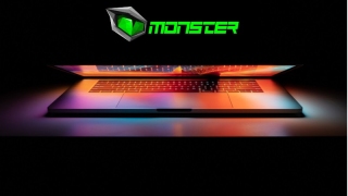 Monster bilgisayar “rakip” demedi, bir kullanıcısına Apple MacBook hediye etti!