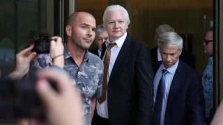 Wikileaks'in kurucusu Julian Assange serbest bırakıldı